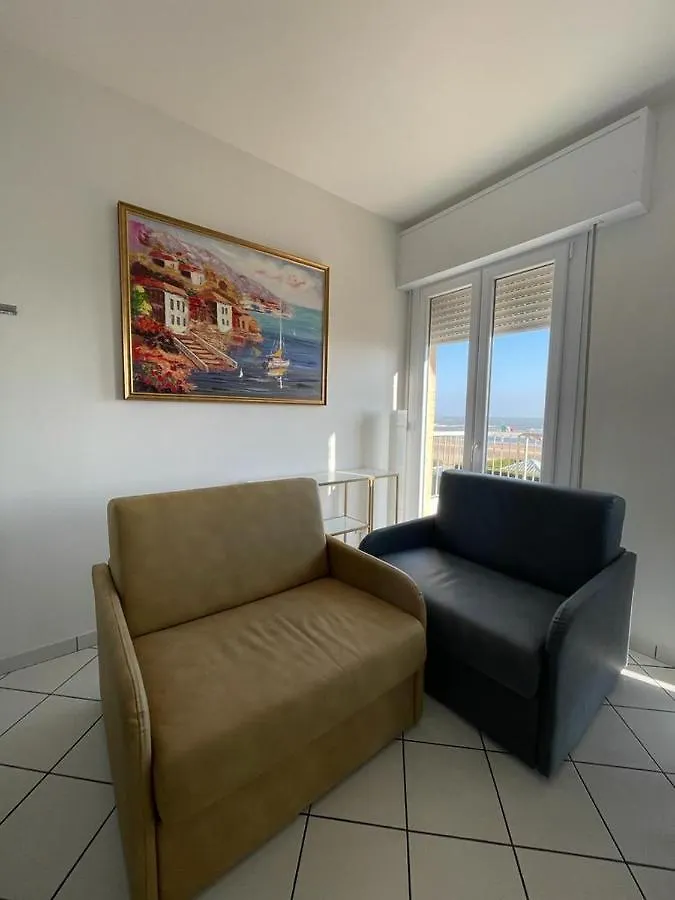 Residence Zeta - Walterigato Apartments Solo Per Famiglie Lido di Jesolo İtalya
